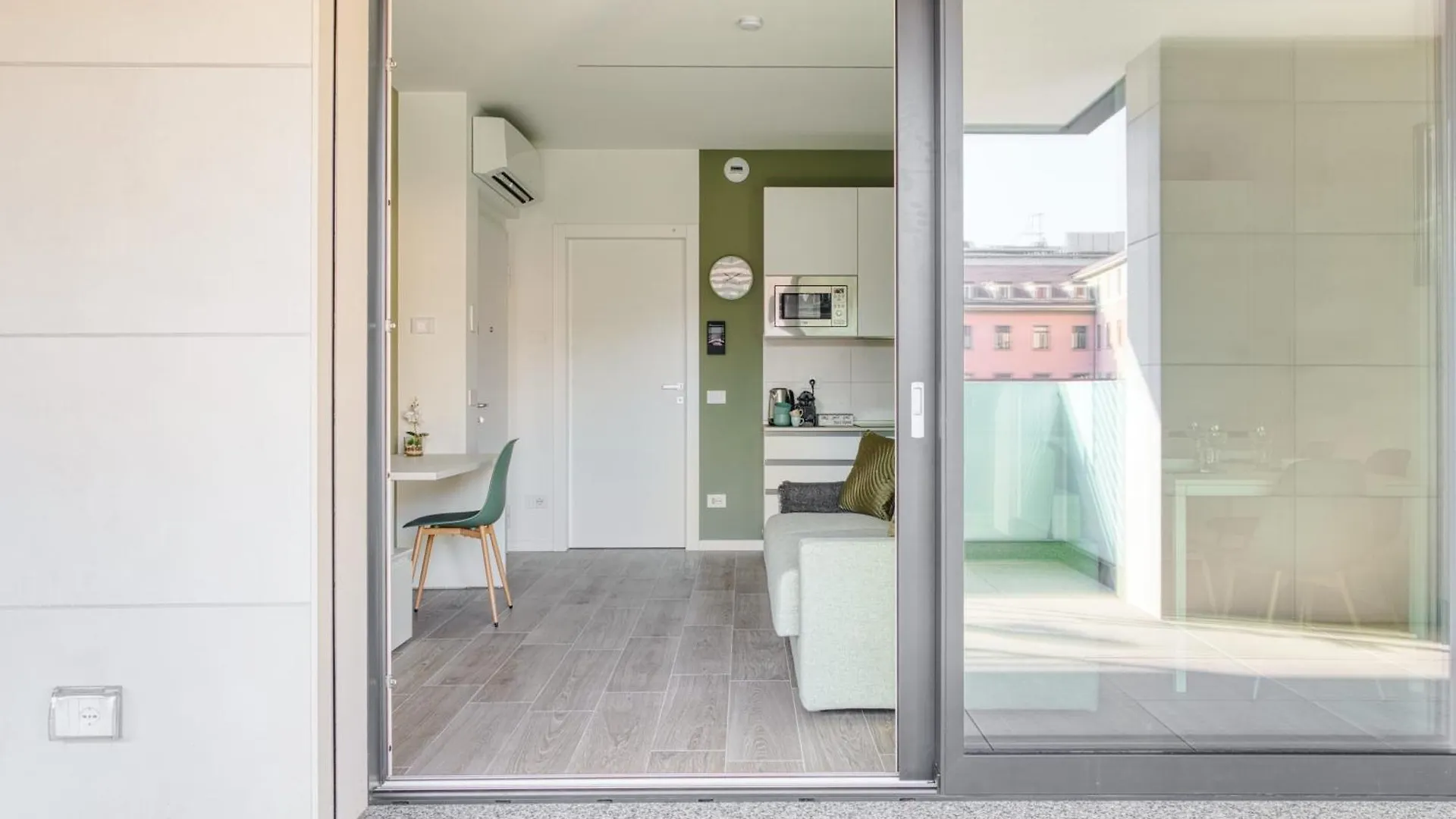 Green Suites In Financial District 4 Pax Μιλάνο